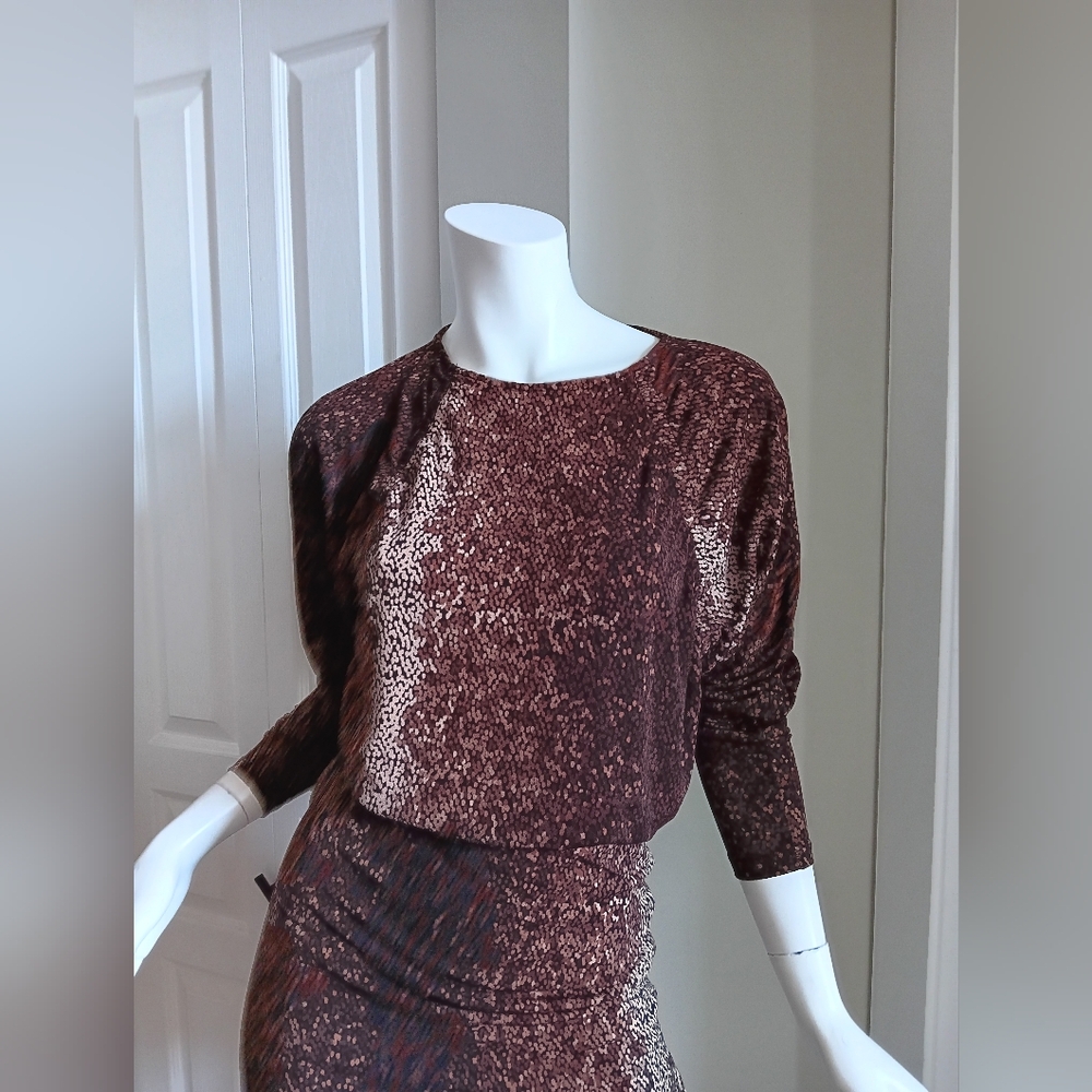 Mini Dress - Picture 4 of 8